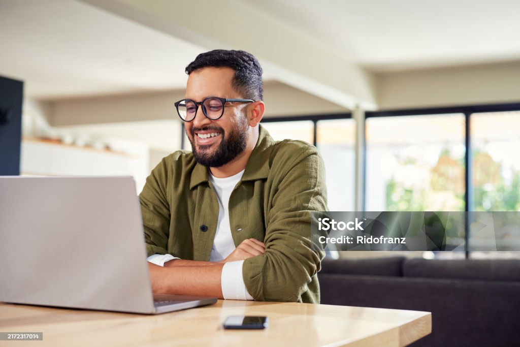 files/istockphoto-2172317014-1024x1024.jpg